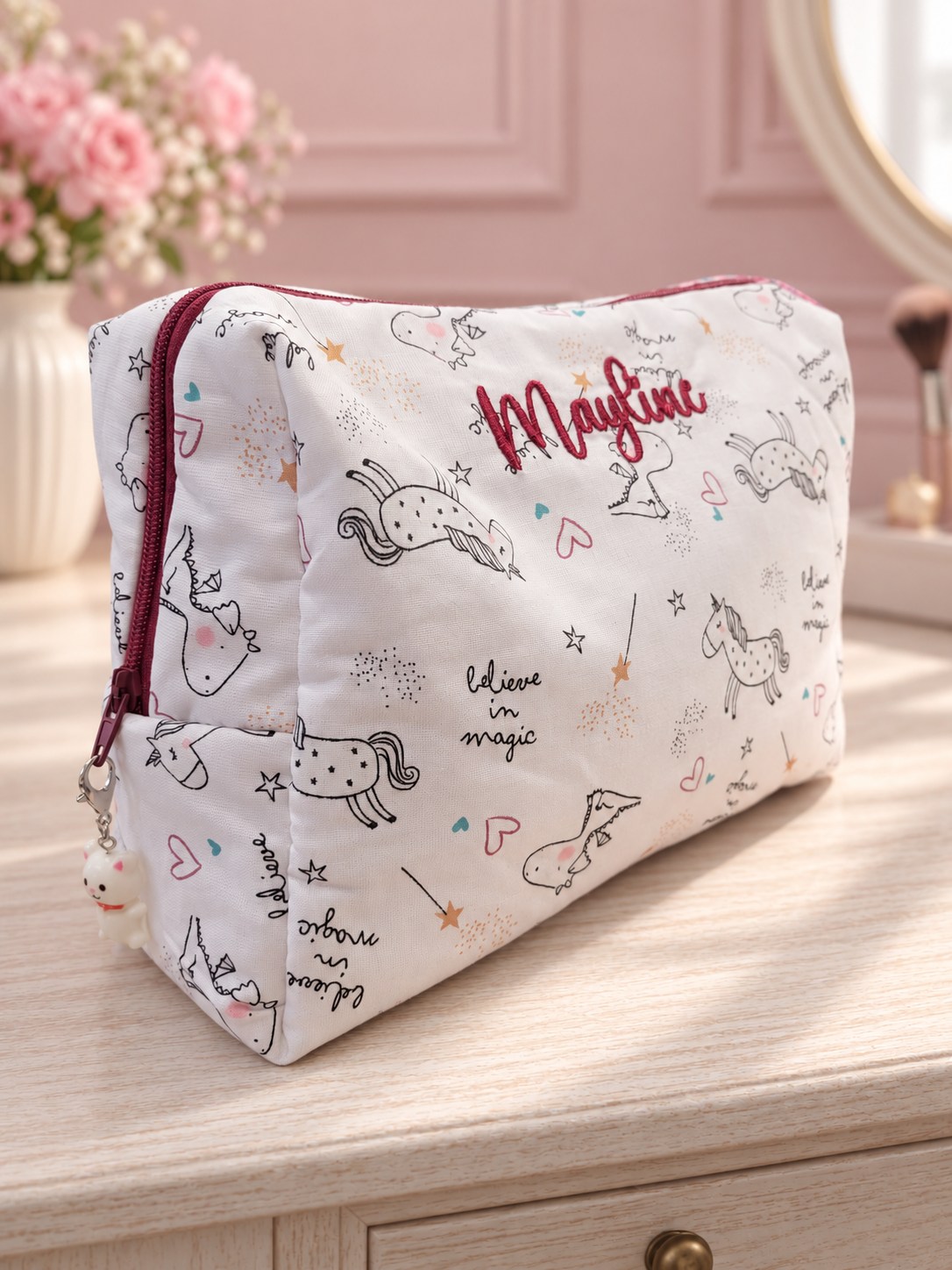 Trousse Mayline — Vue de trois quarts